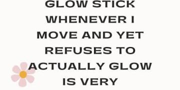 Text meme about body cracking like a glow stick but not glowing