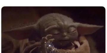 Baby alien sprinkling glitter to send good vibes.