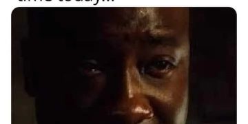 Man looking tired with text about lungs reacting to grinder use